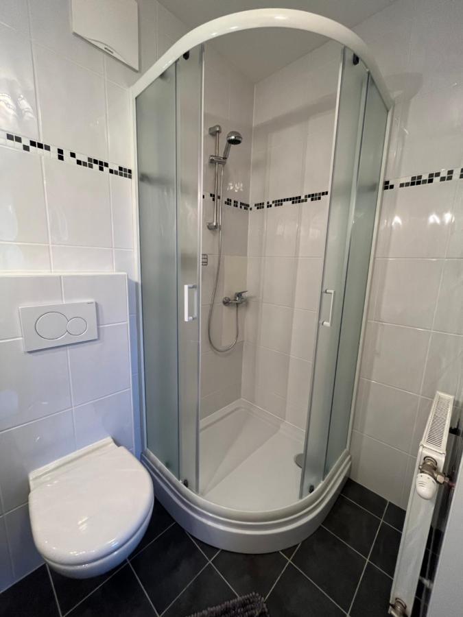 שפיטל אם זמרינג Privatzimmer Familie Pair/Schmoll חדר תמונה